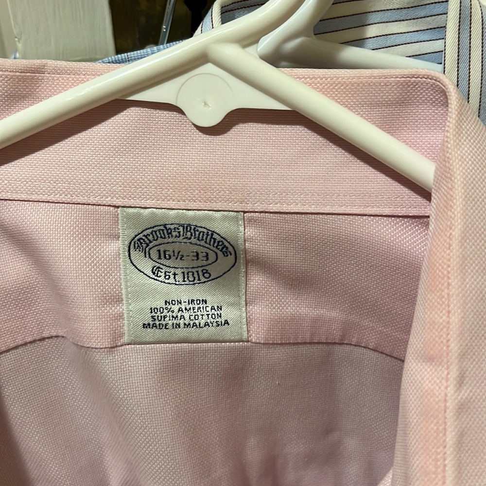 Brook’s brothers mens dress shirt- pink, 16-1/2 x 33